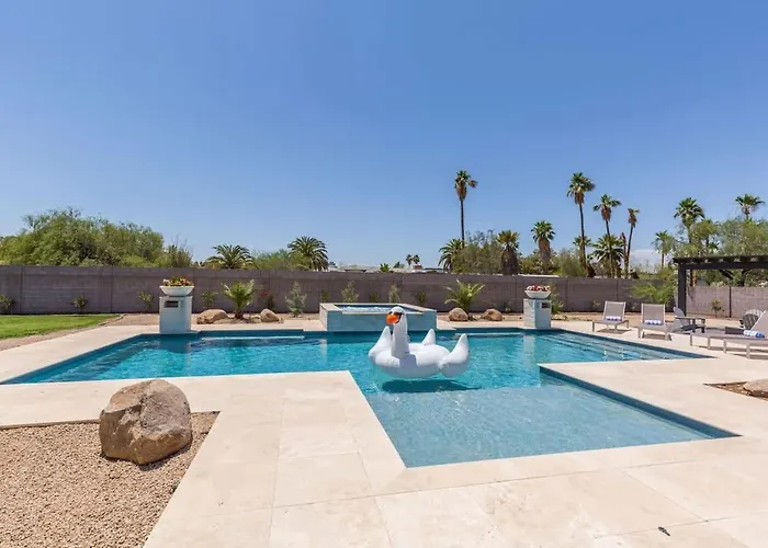 Sport & Splash - Pickle Ball - Sports Court -pool & Phoenix