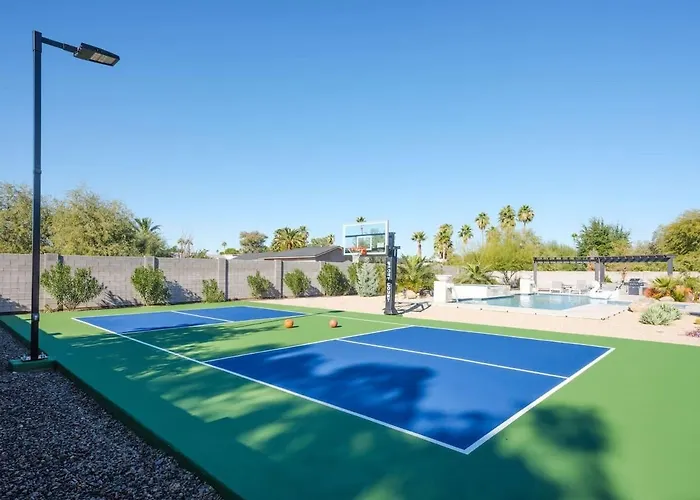 Sport & Splash - Pickle Ball - Sports Court -pool & * Phoenix